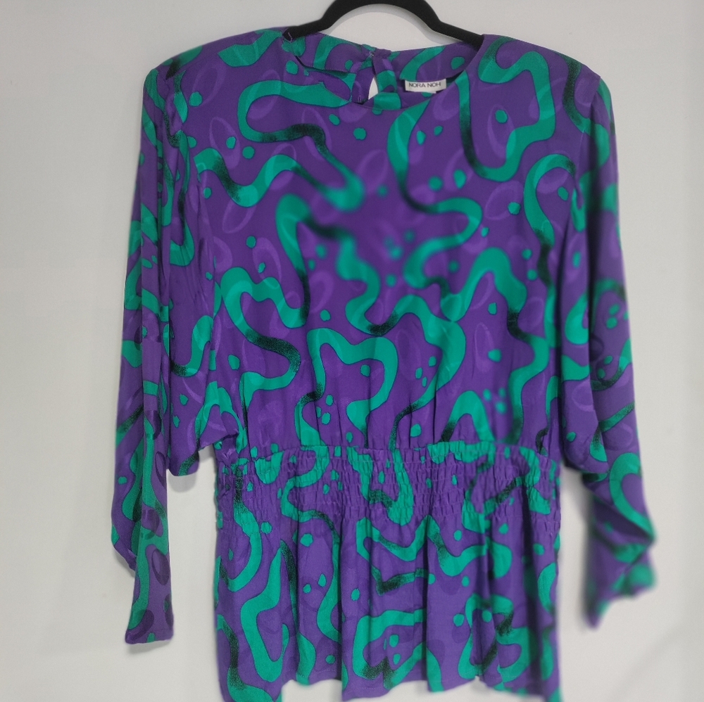 Nora Noh Size 10 Silk Long Sleeve Blouse